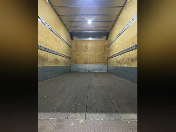 2019 FREIGHTLINER/MERCEDES M2 106