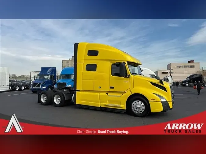 2021 VOLVO VNL64T760