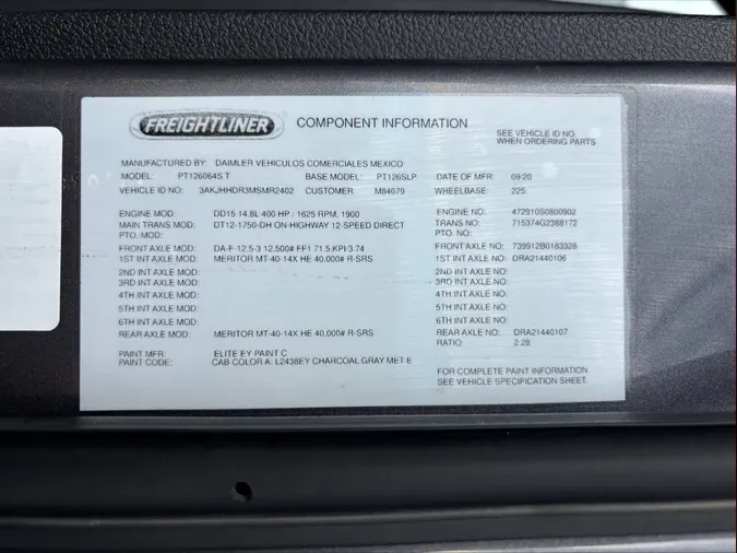 2021 Freightliner Cascadia 126