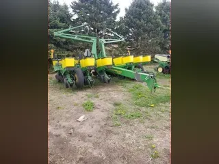 2001 JOHN DEERE 1760