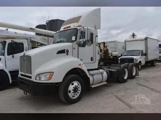 2012 KENWORTH T440f2f498805f9d47866b59183a192038d6