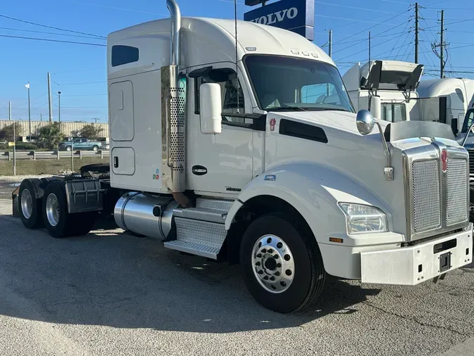 2020 Kenworth T800