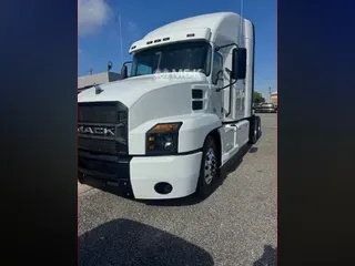 2023 MACK ANTHEM AN64T