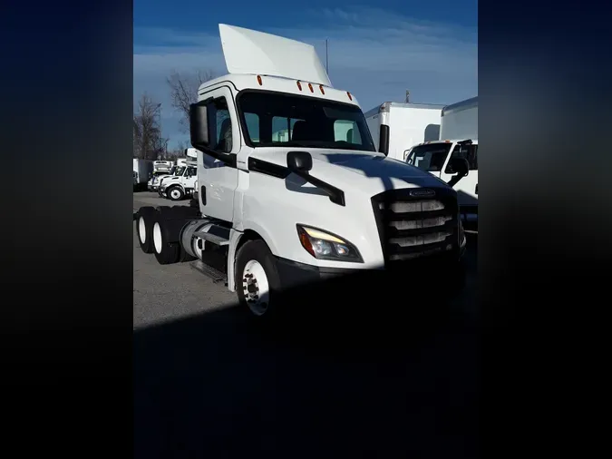 2019 FREIGHTLINER/MERCEDES PT126064ST