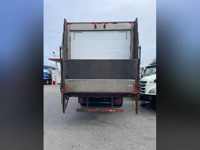 2018 FREIGHTLINER/MERCEDES M2 106f2fd71b67327f765f013b1e0dc20a795