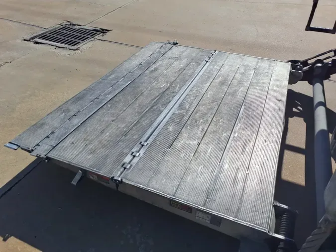 2020 NAVISTAR INTERNATIONAL MV607 (4X2)