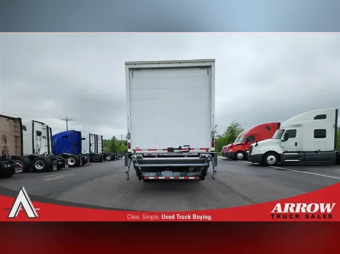 2019 FREIGHTLINER M2-106