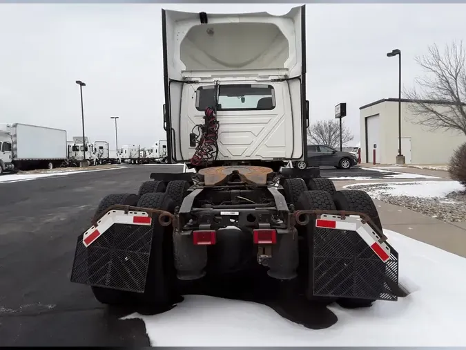 2020 NAVISTAR INTERNATIONAL LT625 DAYCAB T/A