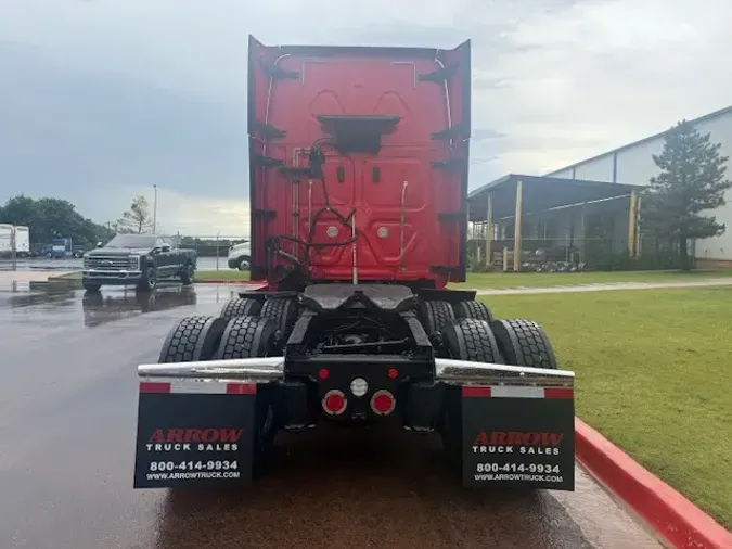 2020 FREIGHTLINER CASCADEVO1