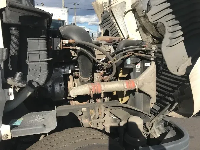 2018 FREIGHTLINER X12564ST