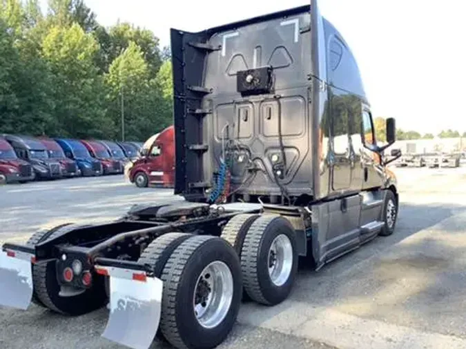 2020 Freightliner Cascadia