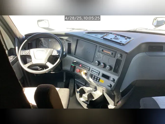 2021 Freightliner Cascadia