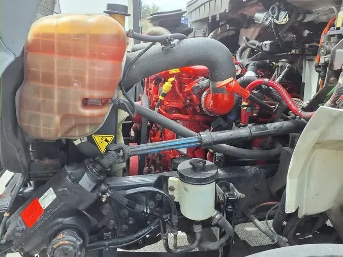 2018 NAVISTAR INTERNATIONAL 4300