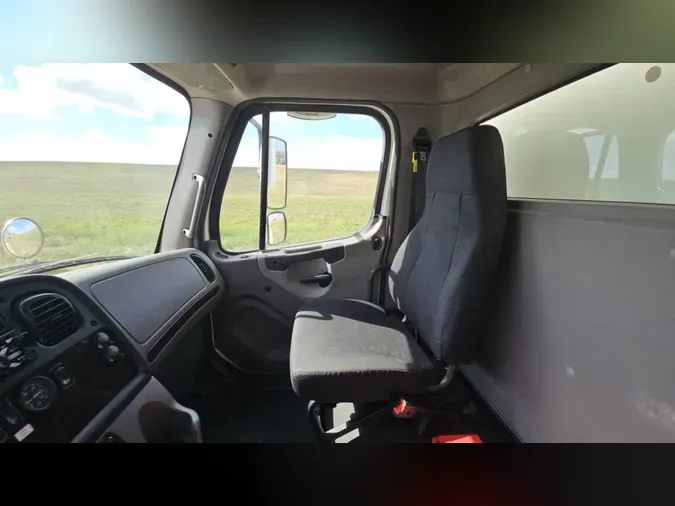 2020 Freightliner Business Class M2 106