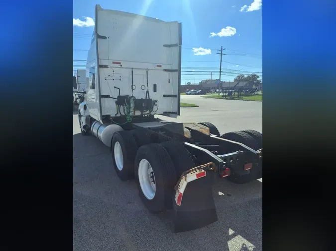 2019 NAVISTAR INTERNATIONAL LT625 SLPR CAB