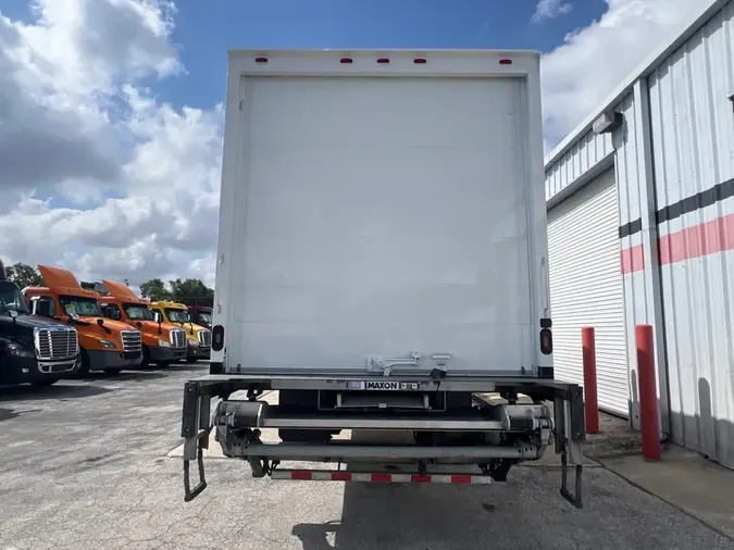 2018 FREIGHTLINER/MERCEDES M2 106