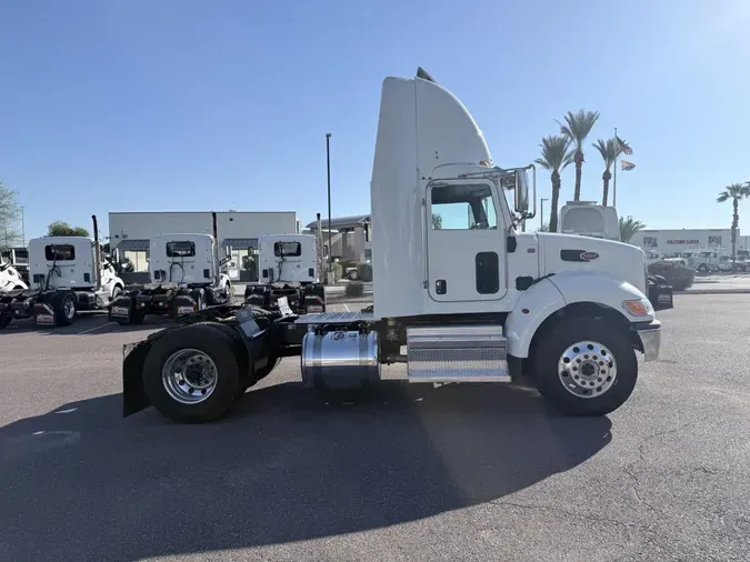 2020 Peterbilt 337f3177080a2c5682b1757c45987974b48