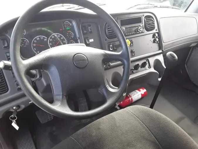 2021 FREIGHTLINER/MERCEDES M2 106f31b46ed70ebfe79d5e925ba167e2d34