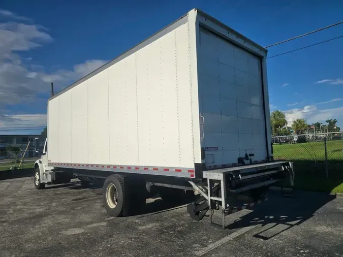 2022 FREIGHTLINER/MERCEDES M2 106f31ed410e8db77b3c72cffa0e5410c01