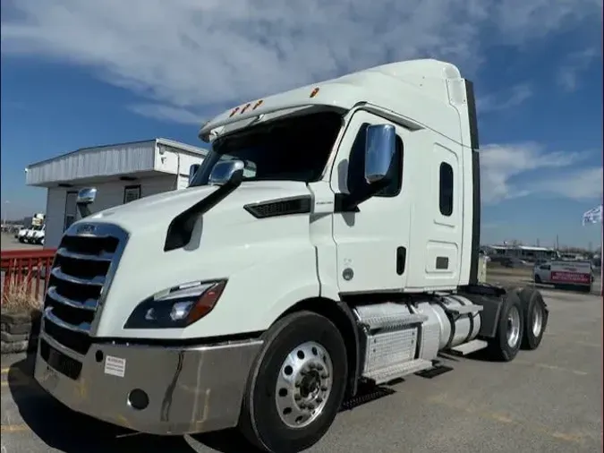 2020 FREIGHTLINER/MERCEDES NEW CASCADIA 116f31fcdf42fd5c118c176a4a7ef9d5ebc