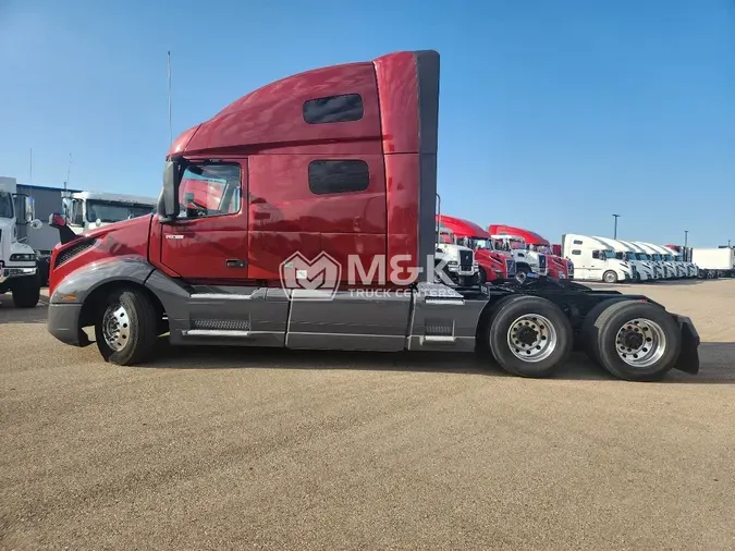 2023 VOLVO VNL64T760