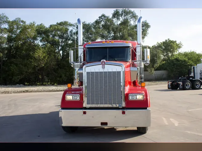 2026 KENWORTH W900L