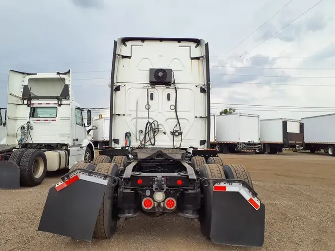 2018 FREIGHTLINER/MERCEDES CASCADIA 125