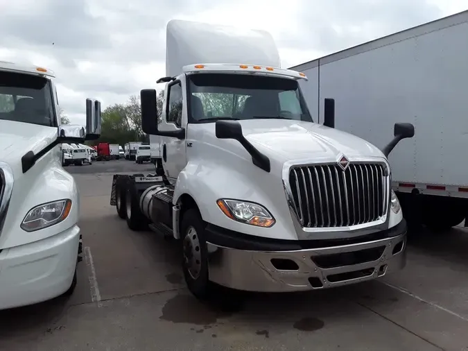 2020 NAVISTAR INTERNATIONAL LT625 DAYCAB T/Af324db8b21b78133f7e9619b4b4ab412