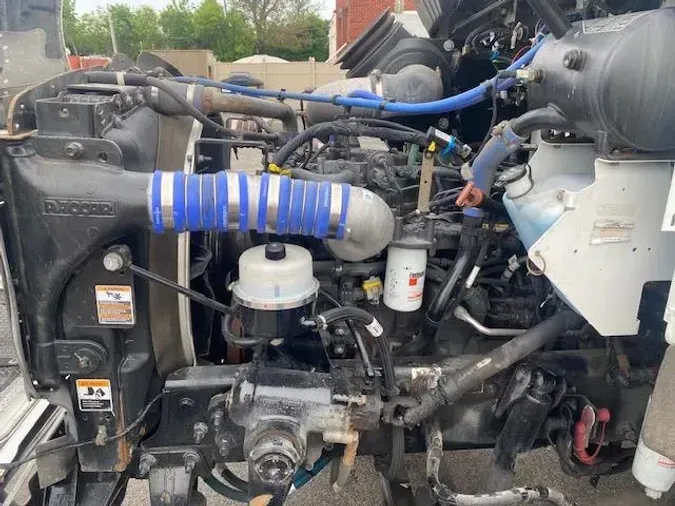 2022 Kenworth T270f3287d5490e4c6b7521017ceb6b77a9d