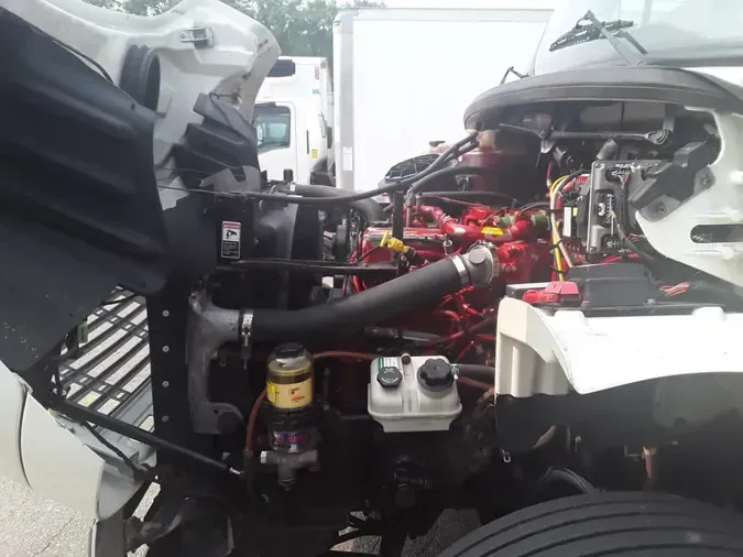 2019 FREIGHTLINER M2 106