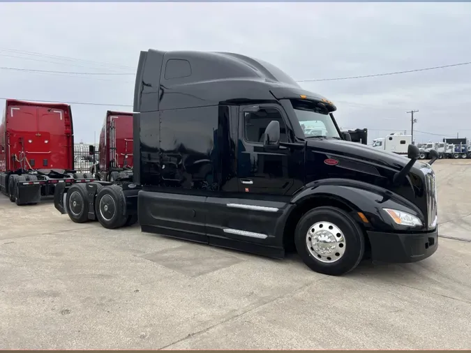 2023 Peterbilt 579