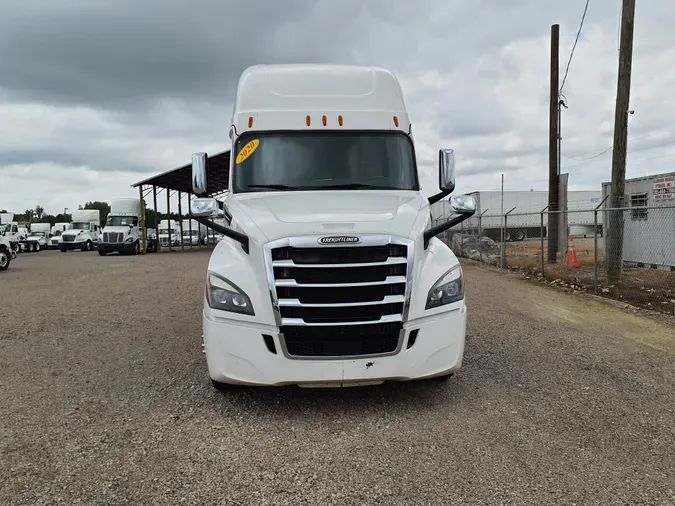 2020 FREIGHTLINER/MERCEDES PT126064ST