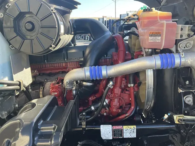 2020 Mack GR64F M359