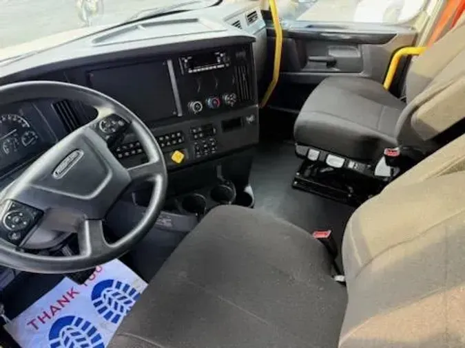 2023 Freightliner Cascadiaf3351018d2913598c8f2cb31cfdef698