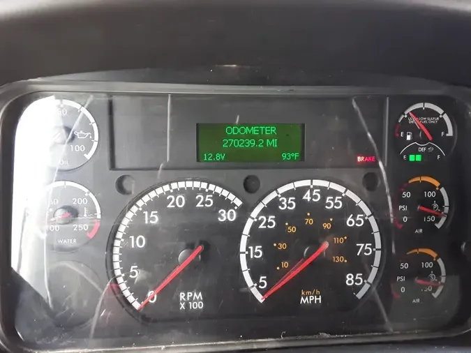 2018 FREIGHTLINER M2 106