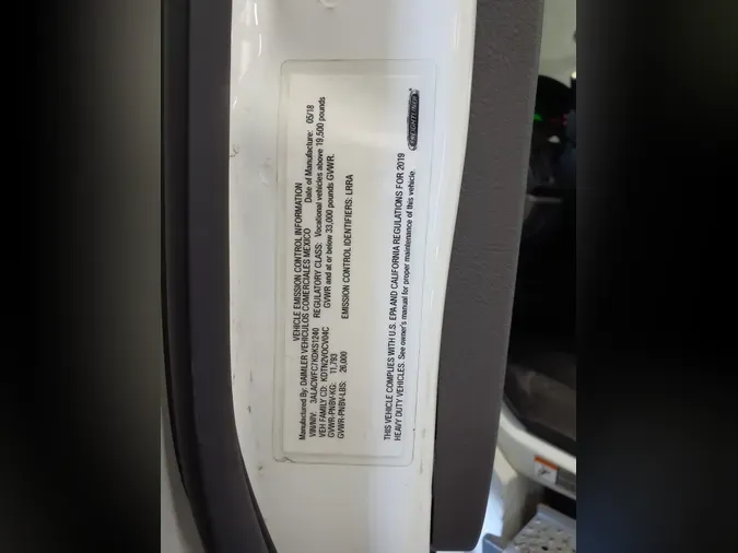 2019 FREIGHTLINER/MERCEDES M2 106