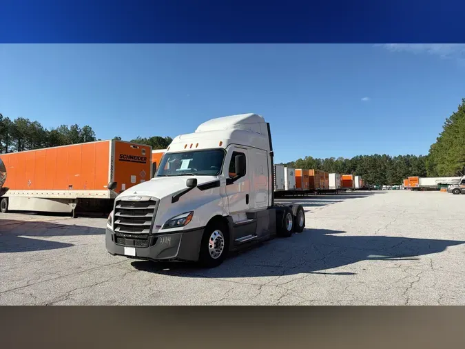 2022 Freightliner Cascadia 126f33d90cfe543b308cfc7323f6d78d045