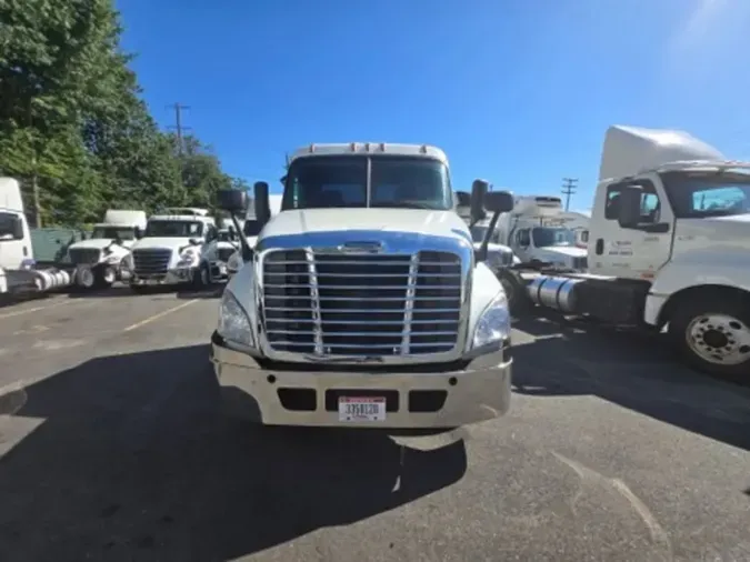 2019 FREIGHTLINER CASCADIA 125