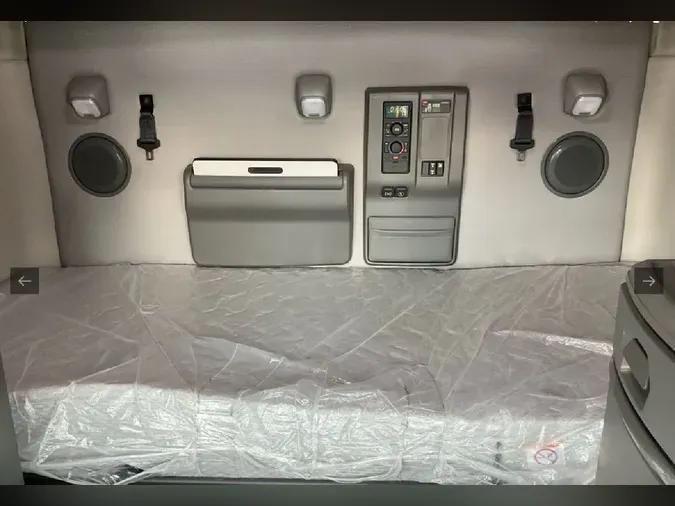 2025 VOLVO VNL64T740f33f53abf3586e9041861af52218c737