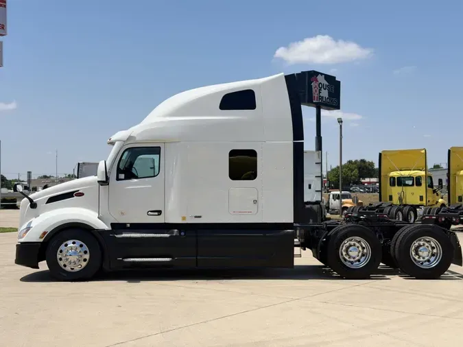 2022 Peterbilt 579f33f5ad756c14af4dc1cf18b63e5f11d
