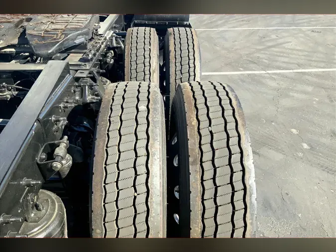 2023 INT LT625 6X4