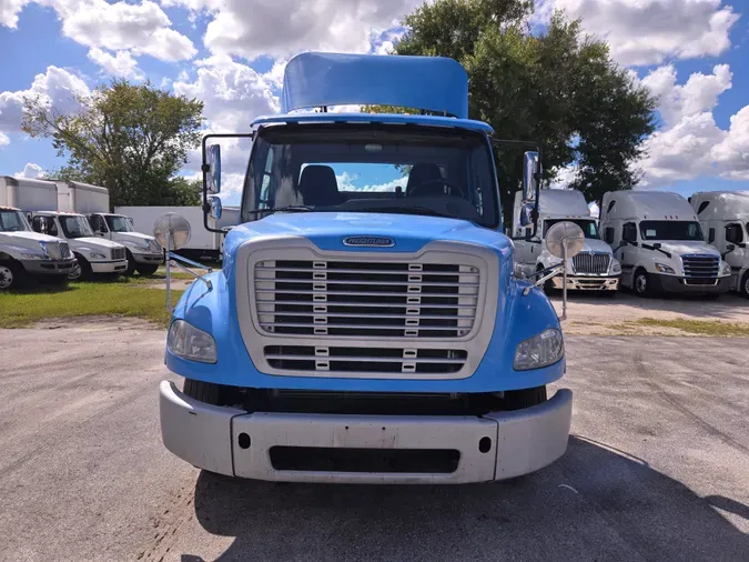 2016 FREIGHTLINER/MERCEDES M2 112