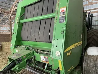 2010 John Deere 568