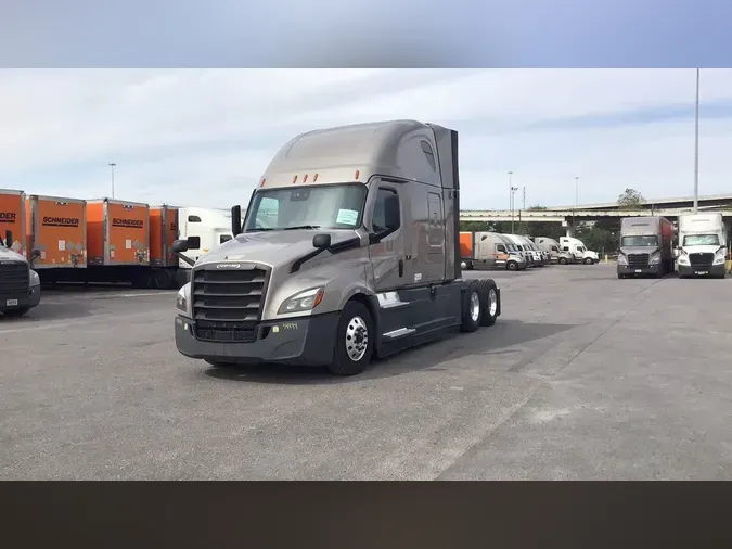 2023 Freightliner Cascadia 126