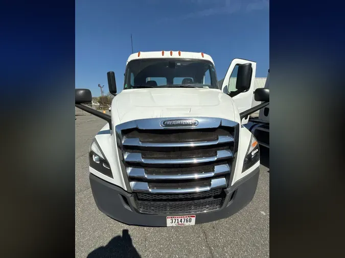 2019 FREIGHTLINER/MERCEDES NEW CASCADIA 116