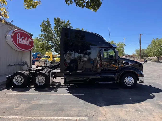 2022 Peterbilt 579