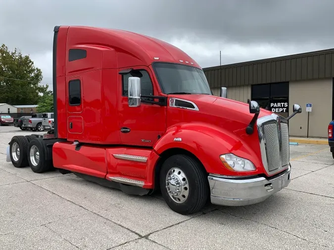 2022 Kenworth T680