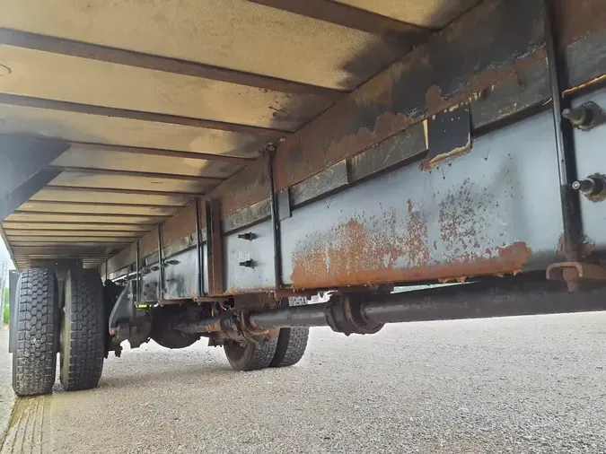 2018 FREIGHTLINER/MERCEDES M2 106