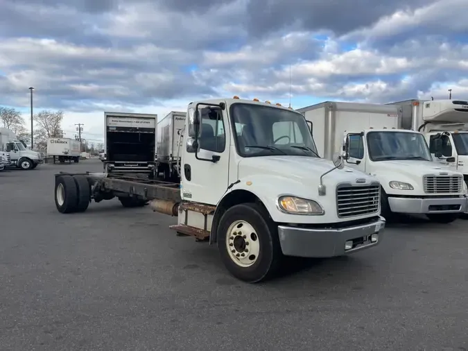 2017 FREIGHTLINER/MERCEDES M2 106f35b7b85562ee8503c36903e45de157f