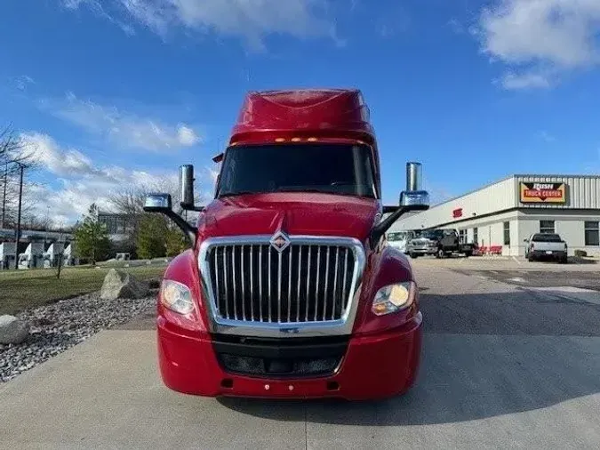 2019 International LT625